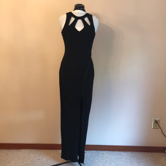 Cache Dress - Picture 1 of 7